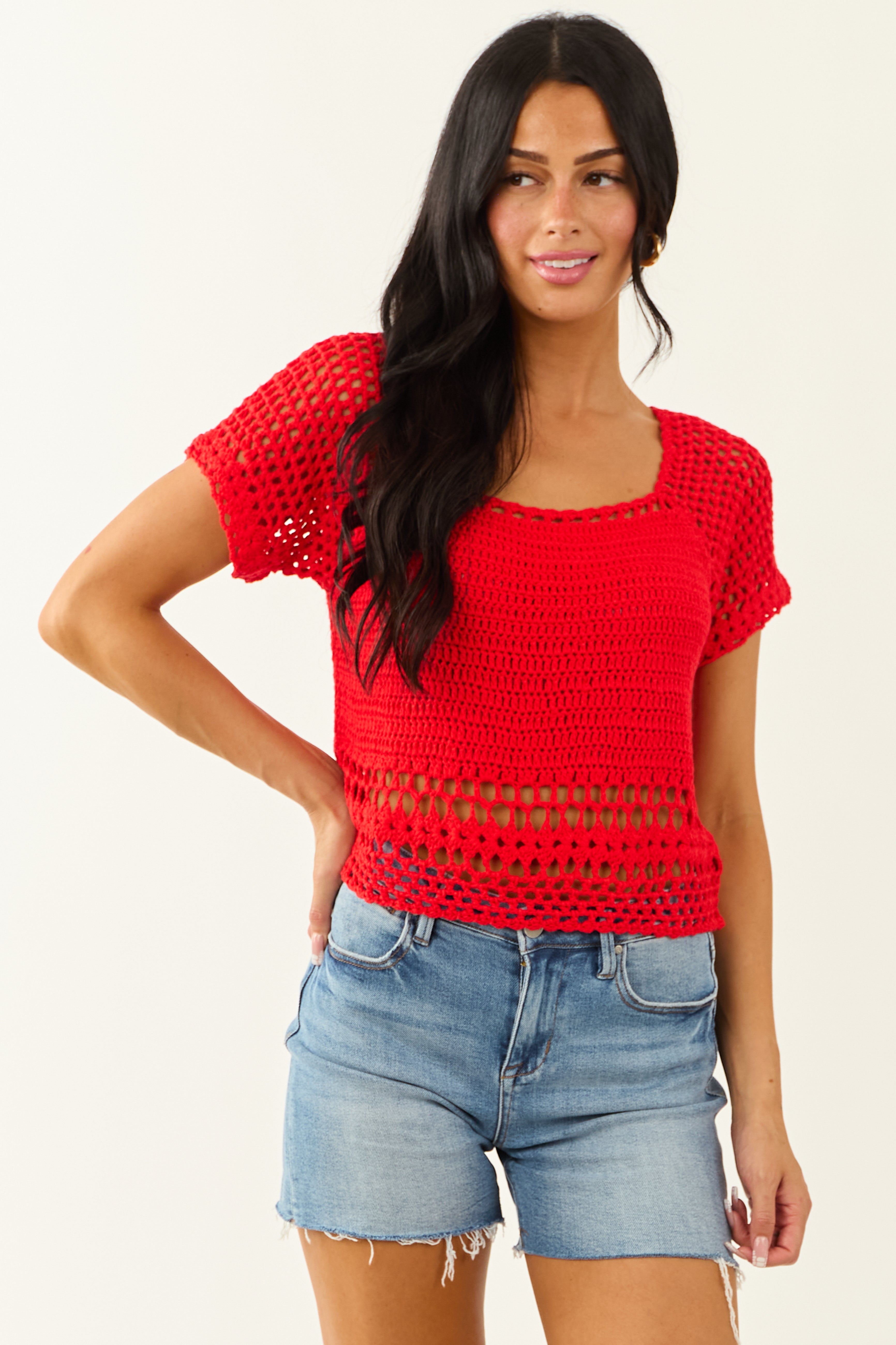 Lipstick Crochet Knit Short Sleeve Crop Top